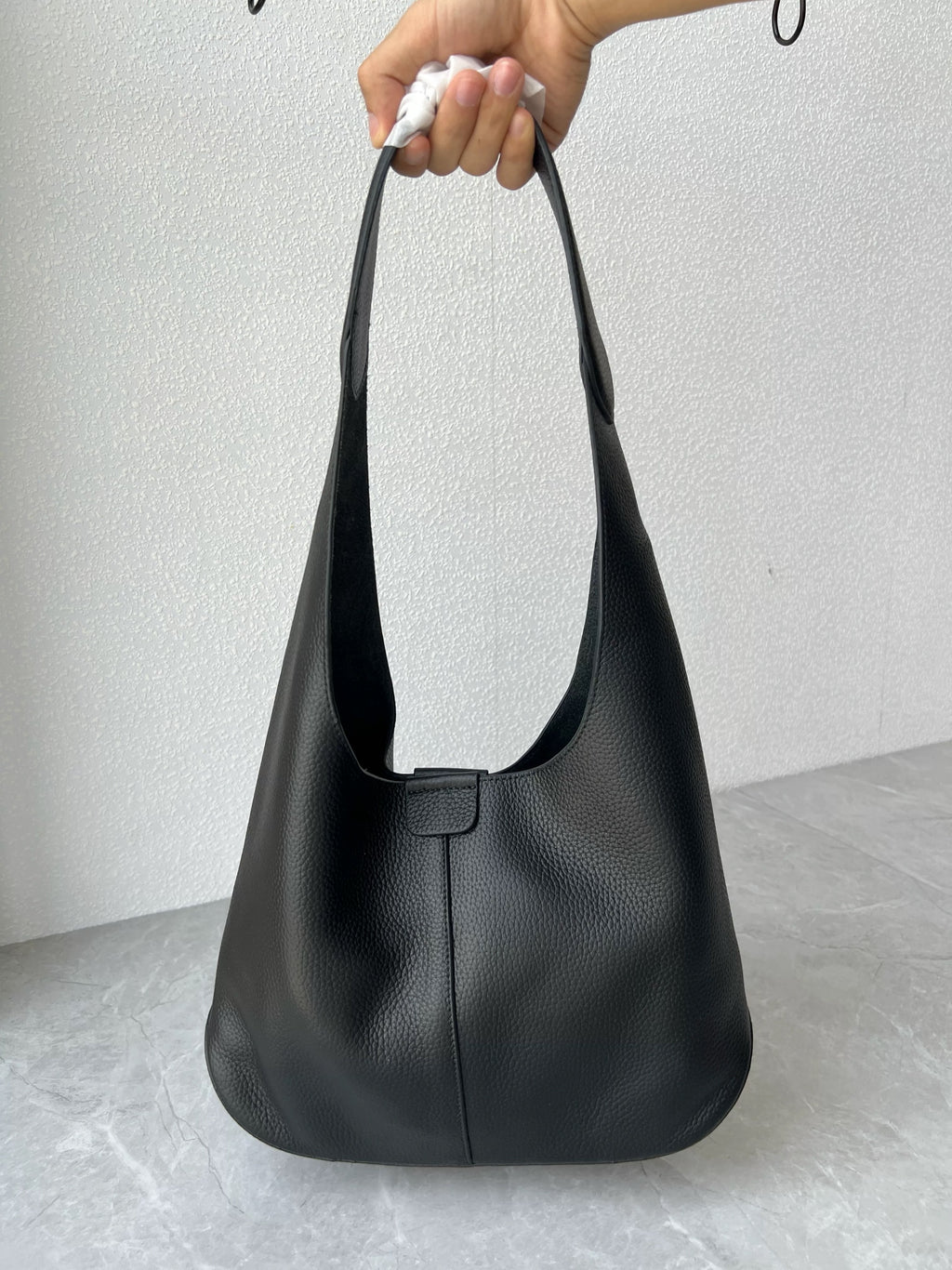 2454  genuine leather tote bag(fedex shipping included)