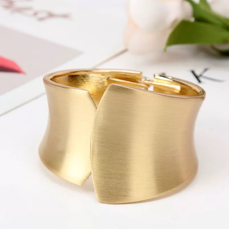 C044 Fashionable bracelet