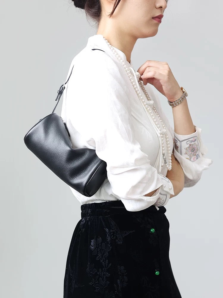 M049 Single-shoulder bag