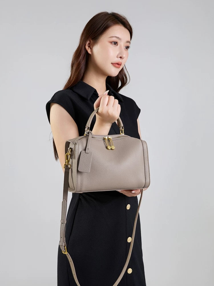 M050 genuine leather crossbody bag