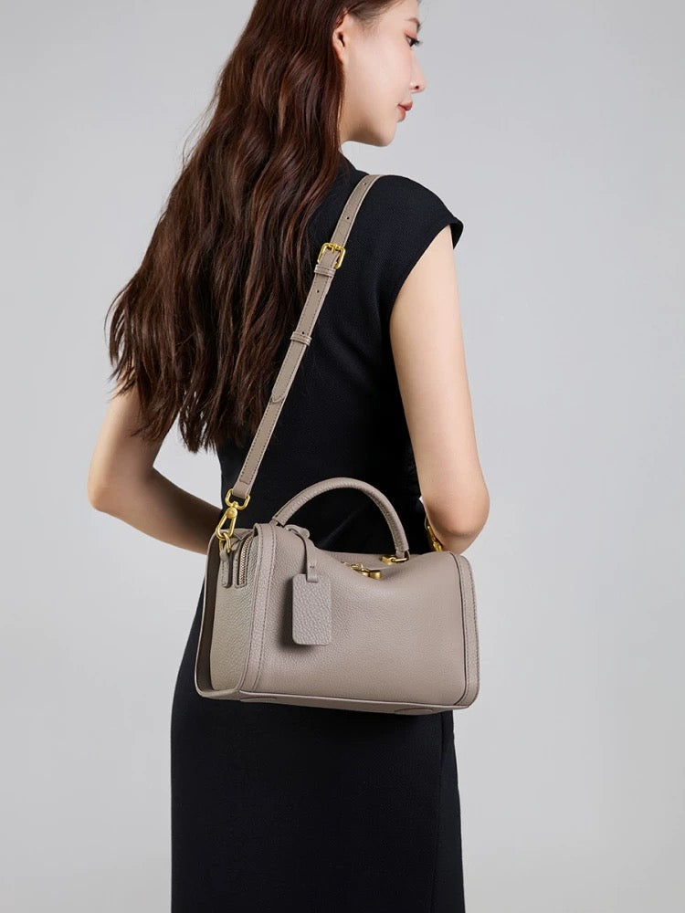 M050 genuine leather crossbody bag