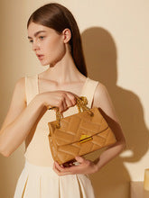 T004 Cowhide leather plaid flap chain bag