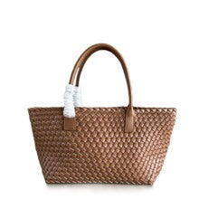 T033 Large woven shopping bag