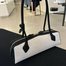 T019 leopard print baguette underarm bag