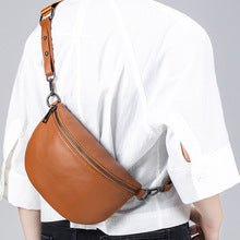 T032 genuine leather casual bum bag