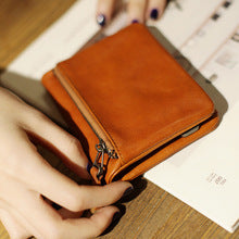 T022 genuine leather short wallet