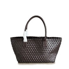 T033 Large woven shopping bag